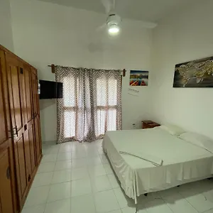  Apartment Boxy